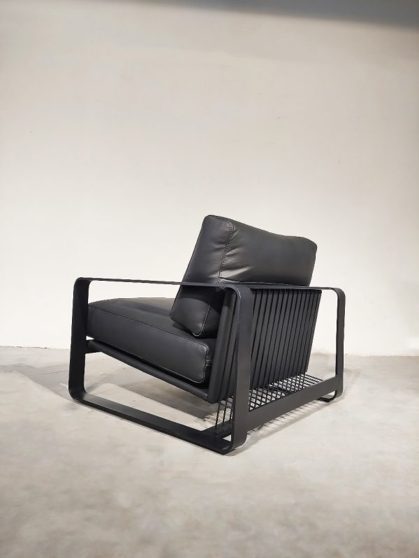 Noda Lounge Armchair