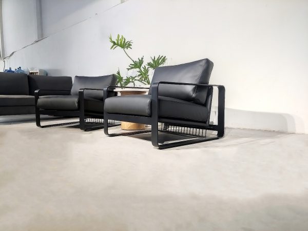 Noda Lounge Armchair