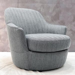 armchair am10